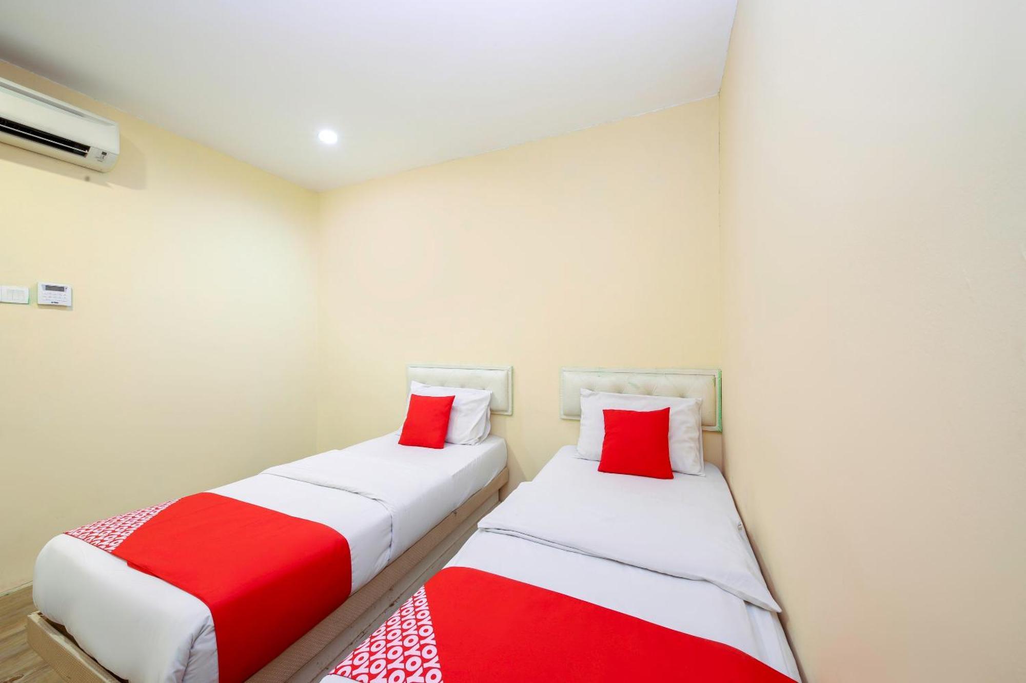 Oyo 479 The Green Hotel Ampang  Exterior photo