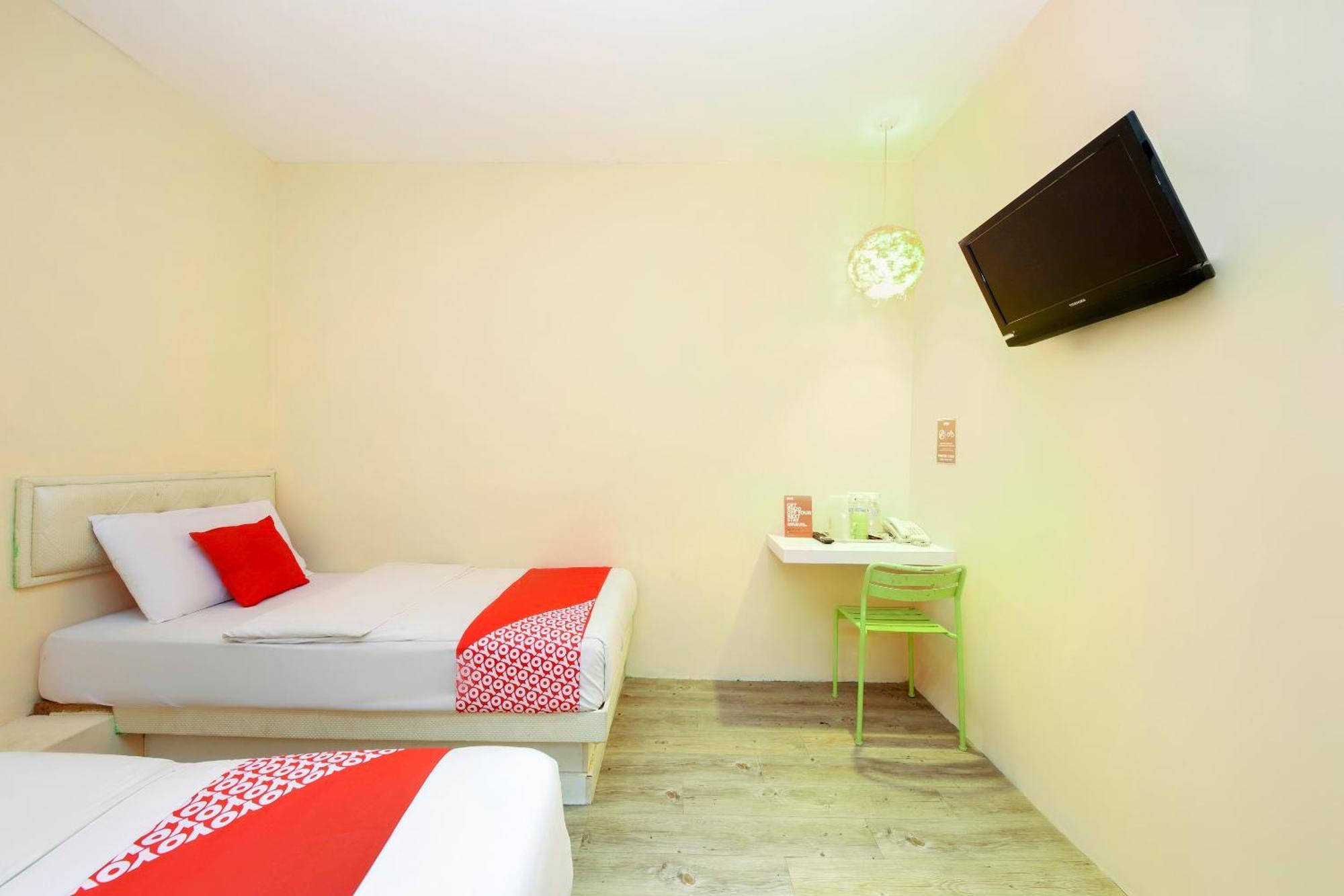 Oyo 479 The Green Hotel Ampang  Exterior photo