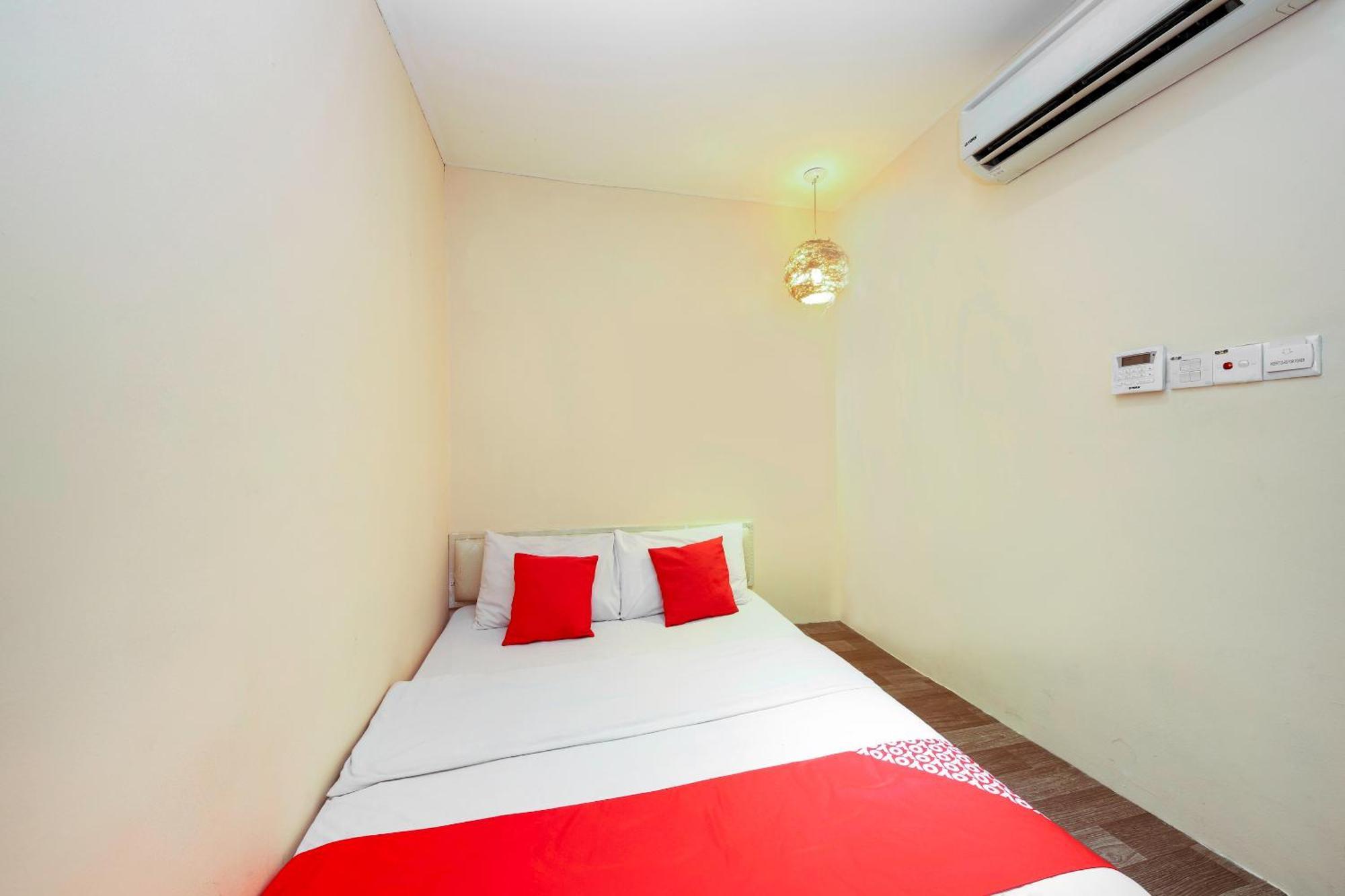 Oyo 479 The Green Hotel Ampang  Exterior photo